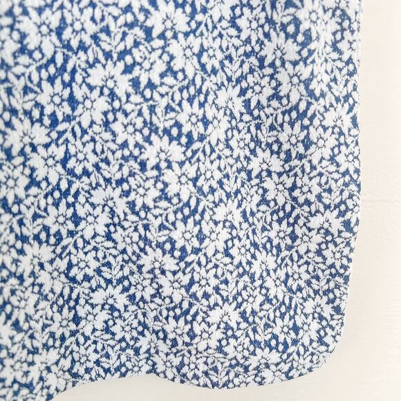 Talbots Blue Textured Floral Top Large - Picture 3 of 6